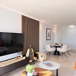 Port Ii Seaviews - Eaw Homes Μαρμπέλλα